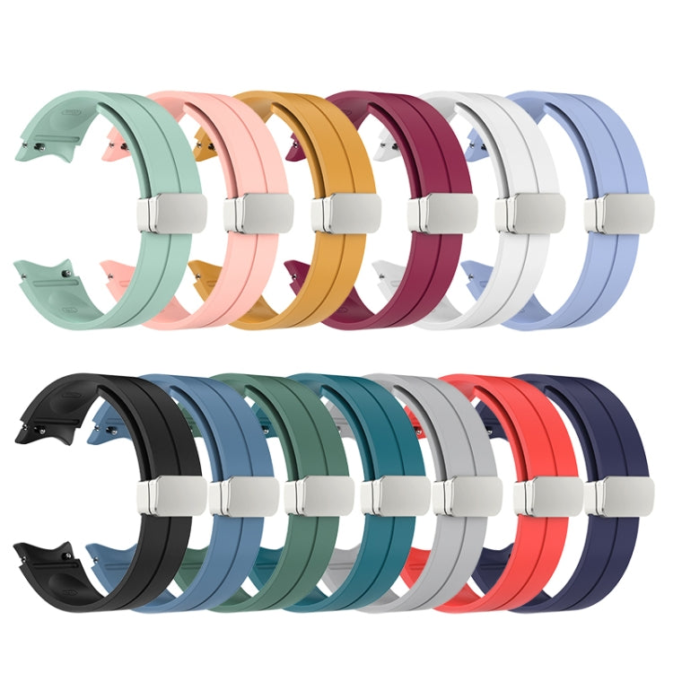 Bracelet de montre en silicone à boucle argentée pliante, For Samsung Galaxy Watch5 40&44mm / Pro 45mm