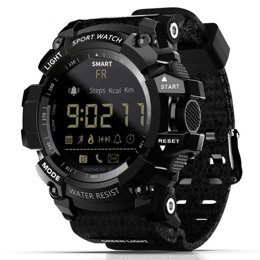 Lokmat MK16 Écran LCD 50m Montre Intelligente Étanche, Rappel d'informations de Support / Caméra à Distance / Moniteur de Mouvement de Marche