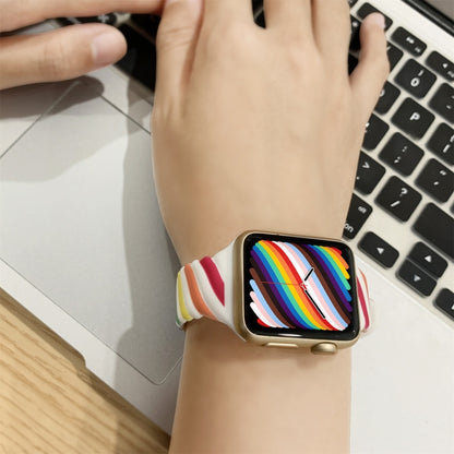 Bracelet de montre de remplacement en silicone Twist bicolore pour la série Apple Watch, 7 41mm / 6 & SE & 5 & 4 40mm / 3 & 2 & 1 38mm, 7 45mm / 6 & SE & 5 & 4 44mm / 3 & 2 & 1 42mm