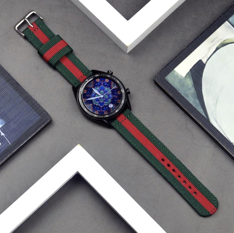 Pour Samsung Galaxy Watch4 40/44mm & Watch4 Classic 42/46mm Bracelet de remplacement en nylon fendu Bracelet de montre