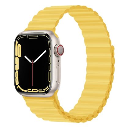 Bracelet de montre magnétique en silicone pour la série Apple Watch, 7 45mm / 6&SE&5&4 44mm / 3&2&1 42mm, 7 41mm / 6&SE&5&4 40mm / 3&2&1 38mm