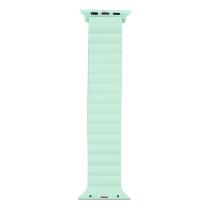 Bracelet de montre magnétique en silicone pour la série Apple Watch, 7 45mm / 6&SE&5&4 44mm / 3&2&1 42mm, 7 41mm / 6&SE&5&4 40mm / 3&2&1 38mm