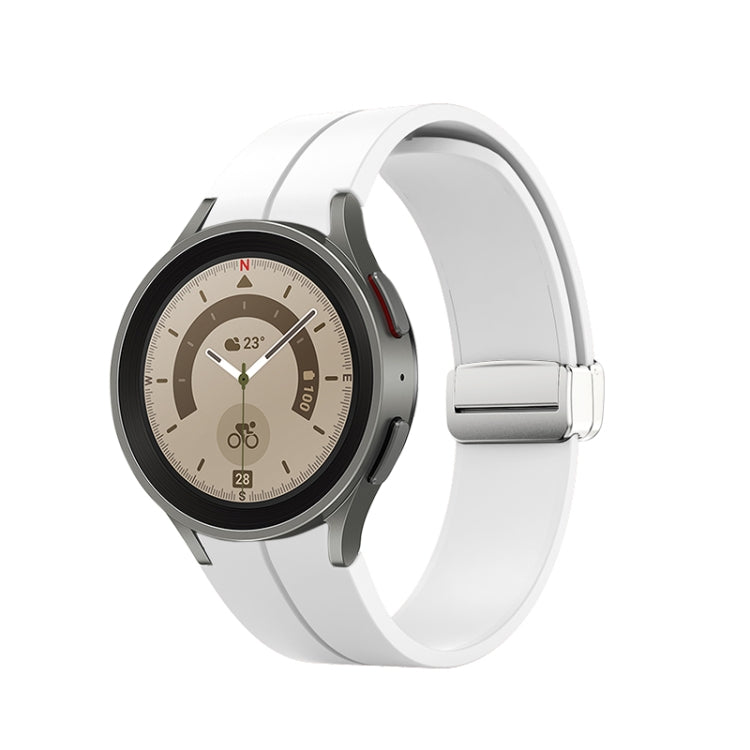 Bracelet de montre en silicone à boucle argentée pliante, For Samsung Galaxy Watch5 40&44mm / Pro 45mm