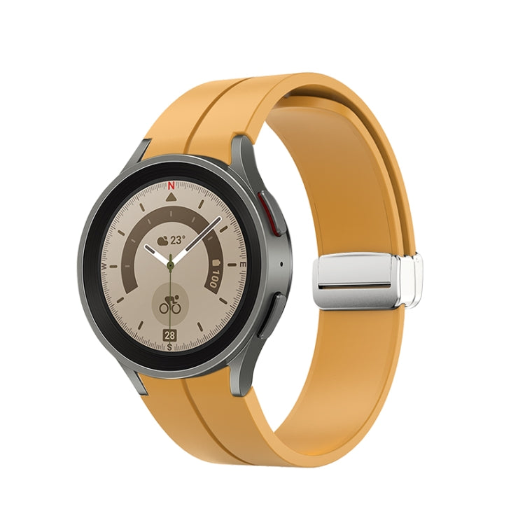Bracelet de montre en silicone à boucle argentée pliante, For Samsung Galaxy Watch5 40&44mm / Pro 45mm