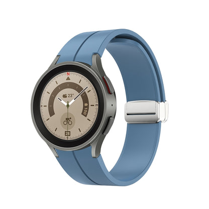Bracelet de montre en silicone à boucle argentée pliante, For Samsung Galaxy Watch5 40&44mm / Pro 45mm