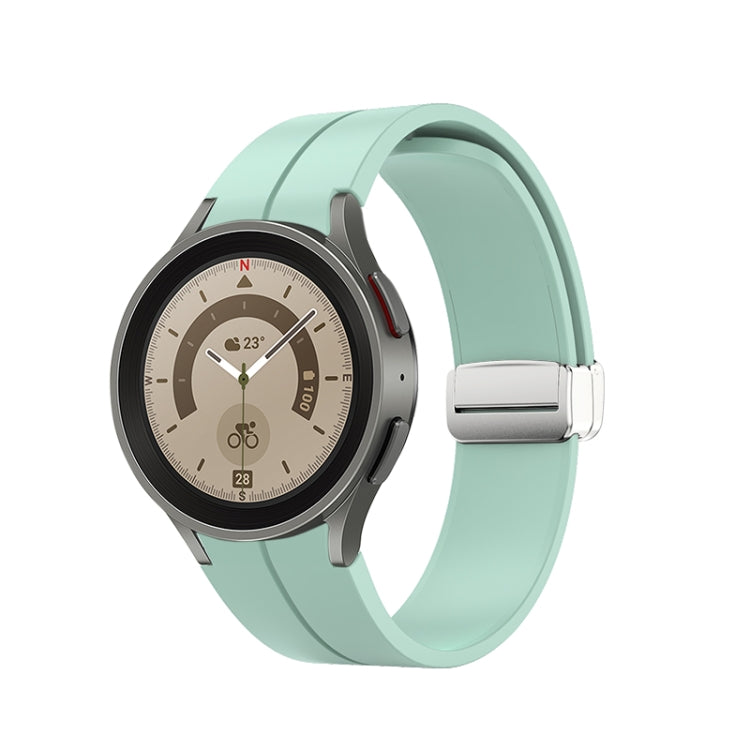 Bracelet de montre en silicone à boucle argentée pliante, For Samsung Galaxy Watch5 40&44mm / Pro 45mm