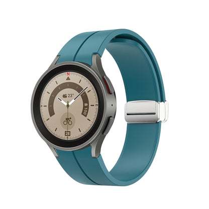 Bracelet de montre en silicone à boucle argentée pliante, For Samsung Galaxy Watch5 40&44mm / Pro 45mm