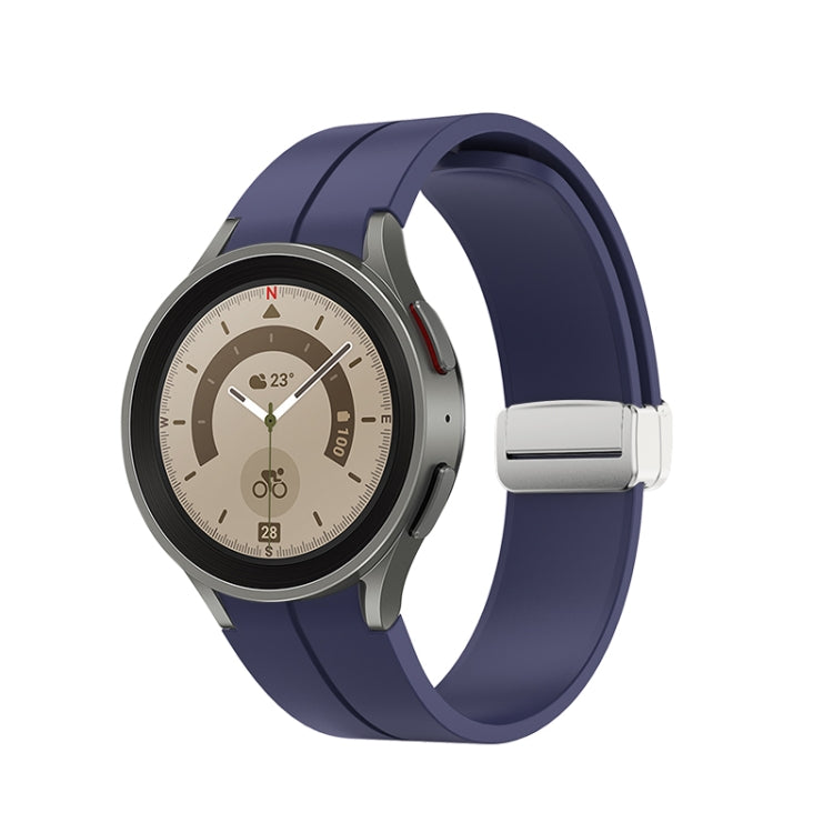 Bracelet de montre en silicone à boucle argentée pliante, For Samsung Galaxy Watch5 40&44mm / Pro 45mm