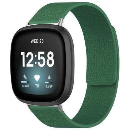 Bracelet de montre magnétique en silicone à texture litchi xDfind, For Fitbit Charge 5 / Charge 6, For Fitbit Versa 4/Versa3/Sense2/Sense, For Fitbit Inspire 2 / Ace 3, For Fitbit Charge 4 / Charge 3