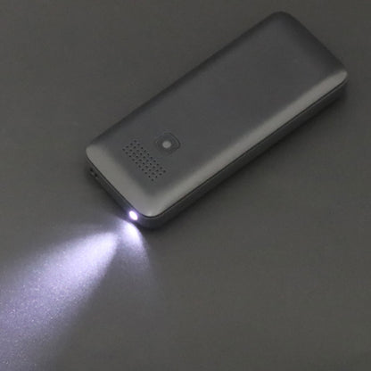 1,77 pouces, batterie 800 mAh, 21 touches, prise en charge Bluetooth, FM, MP3, MP4, GSM, double SIM