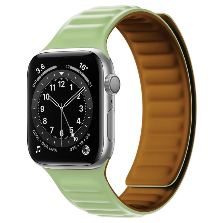 Bracelet de montre à bracelet magnétique en silicone pour la série Apple Watch, 7 41mm / 6&SE&5&4 40mm / 3&2&1 38mm, 7 45mm / 6&SE&5&4 44mm / 3&2&1 42mm