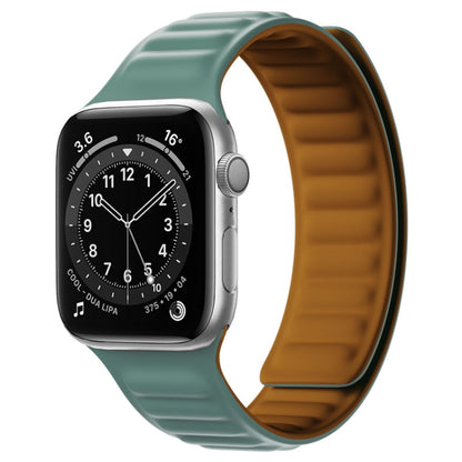 Bracelet de montre à bracelet magnétique en silicone pour la série Apple Watch, 7 41mm / 6&SE&5&4 40mm / 3&2&1 38mm, 7 45mm / 6&SE&5&4 44mm / 3&2&1 42mm