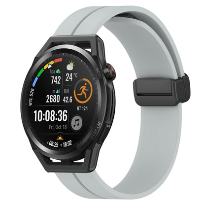 Bracelet de montre en silicone à fermoir magnétique de couleur unie de 22 mm, For Huawei Watch GT3 Pro 46mm, For Huawei Watch GT3 46mm, For Huawei Watch GT Runner, For Huawei Watch 3, For Huawei Watch 3 Pro, For Huawei GT2 Pro