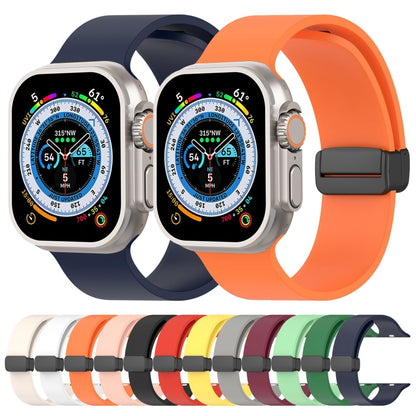 Bracelet de montre en silicone lisse à boucle noire magnétique, For Apple Watch Ultra 49mm, For Apple Watch Series 8&7 45mm, For Apple Watch Series 8&7 41mm