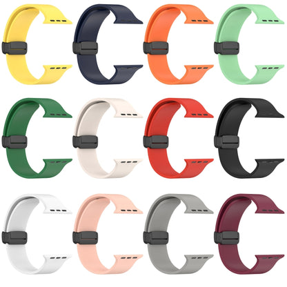 Bracelet de montre en silicone lisse à boucle noire magnétique, For Apple Watch Ultra 49mm, For Apple Watch Series 8&7 45mm, For Apple Watch Series 8&7 41mm